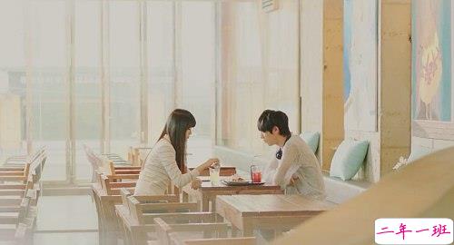 适合恋爱中的甜蜜发的说说带图片 我见过的全部风景都抵不上你一句我想见你1