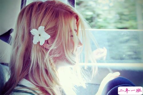 适合恋爱中的甜蜜发的说说带图片 我见过的全部风景都抵不上你一句我想见你5