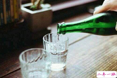 关于青春和成长的适合文艺女生发说说的句子带图片12