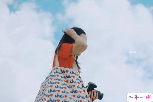 爱情中关于等待的句子和图片 白茶清欢无别事我在等风也等你6