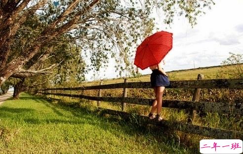 超拽霸气酷炫的00后个性说说带图片 幸好山高水长我还能嚣张1