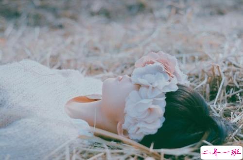 超拽霸气酷炫的00后个性说说带图片 幸好山高水长我还能嚣张5