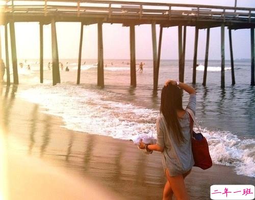 文艺简单适合发空间说说的句子 我想写给你的三行情书9