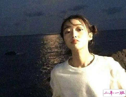 微博说说说到心坎上带图片 总有这么一个人会让你毫无原因地笑起来  7