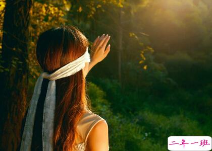 超拽空间说说带图片3