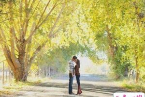 QQ爱情图片说说:一年四季会有很多意外,但最迷人的还是遇见了你