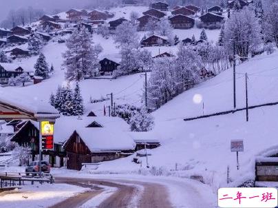朋友圈下雪说说幽默带图片 下雪天搞笑说说短语3
