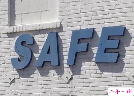 走心的一句话经典语录带图片 提升自己比迎合别人要有用的多3