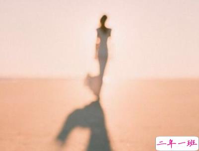 15条抖音最火经典说说带图片 说给女生听的话很经典3