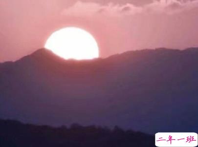 文艺经典语录带图片 适合女生的简单文艺风说说14