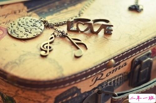 短一点的现实经典说说带图片 社会很现实道理很真的说说9