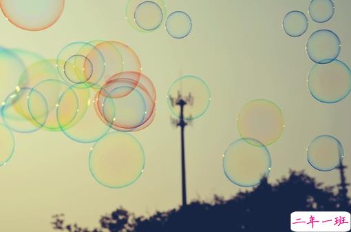 朋友圈吸引人的经典说说带图片2019精选 看似简单其实很具意义的句子2