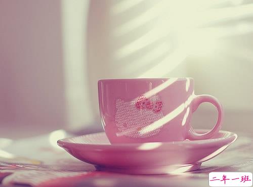 经典正能量朋友圈说说带图片 2018别人必评的经典说说配图5