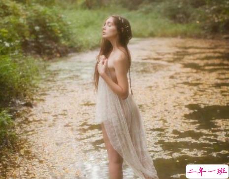 那些让你听到忍不住哭泣的经典歌词图片说说12