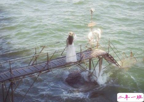 那些让你听到忍不住哭泣的经典歌词图片说说13