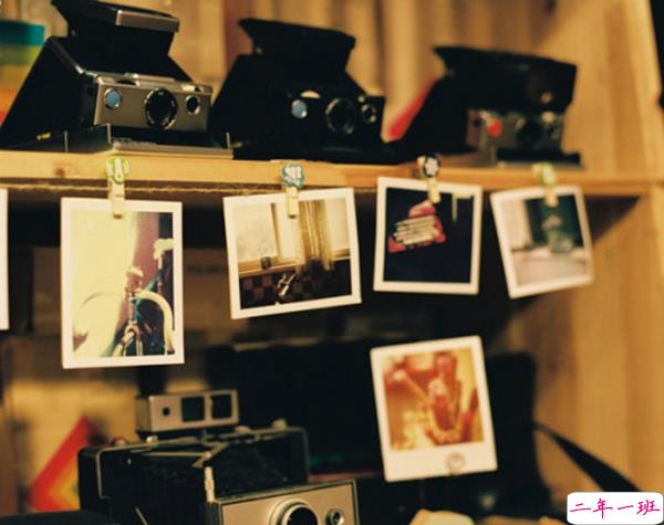 关于人生的很现实的哲理说说带图片 时间夺去了我们轻狂的眼神却给了我们嘴角上扬的资本6