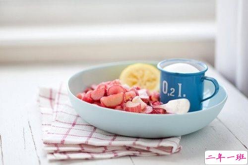 关于人生生活还有成长的有哲理内涵精辟的说说带图片11