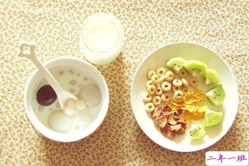 关于人生生活还有成长的有哲理内涵精辟的说说带图片13