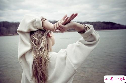 文字控偏爱的治愈系温暖说说带图片 我与世界只差一个你9