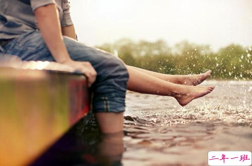 有诗意和哲理的关于人生和爱情的图片说说 跨越漫长岁月长河与你相遇2