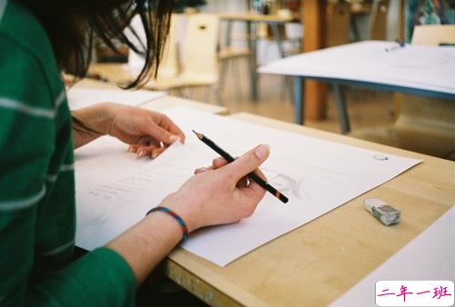 有诗意和哲理的关于人生和爱情的图片说说 跨越漫长岁月长河与你相遇15
