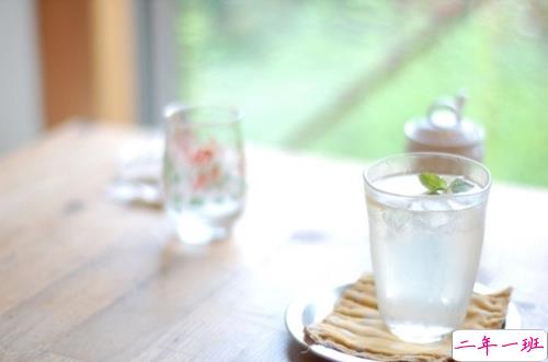 那些旋律和歌词都能击中你内心柔软之处的唯美歌谣5