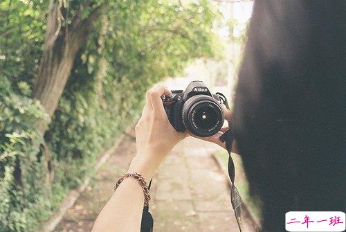 让人瞬间红了眼眶的歌词伤感难过图片说说 人生若如初见9