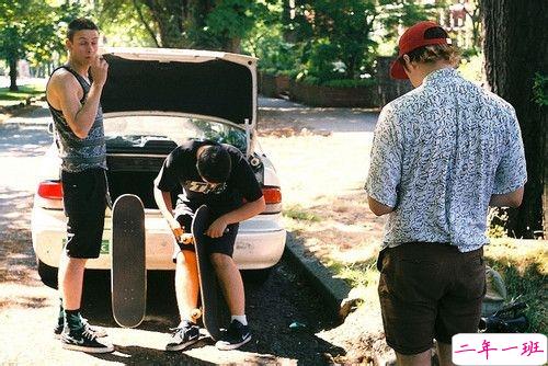 励志正能量的心灵鸡汤句子和图片 勇敢的少年啊请你大胆往前走别回头12