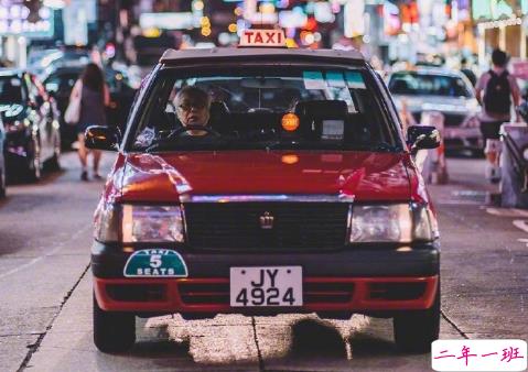 关于成长的经典说说带图片：把期望降低，把依赖变少，你会过得很好10