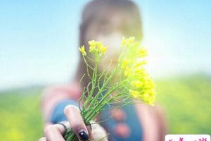 励志说说致自己带图片：想左右天下的人，必须先能左右自己