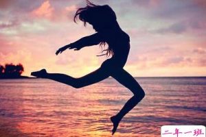 励志说说配图片：你现在的态度，决定十年后的你是人物还是废物