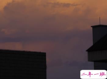 生活中令人难过的伤感说说 泪水不总是表示悲伤7