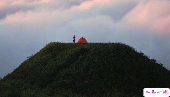 2020伤感郁闷文艺范难过说说 车和车是相让人和人是错过3