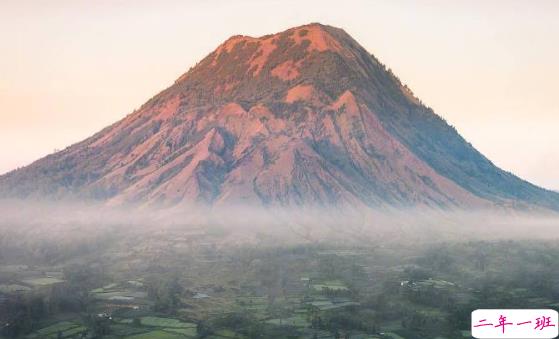 2020伤感郁闷文艺范难过说说 车和车是相让人和人是错过9