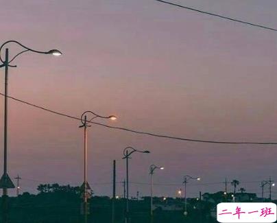 一个人深夜发的伤感说说带图片 聚散离合都在情理之中4