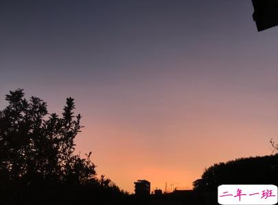 睡前发朋友圈的说说带图片 睡前一句话走心温暖4