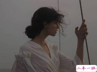 天气阴冷的说说带图片 下雨天气变凉的说说13