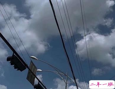 特别悲伤难过的说说配图 伤透心流干泪的心情说说13