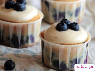 生日快乐的说说句子带图片 今年最火的生日文案10