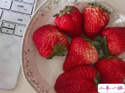 压抑憋屈的心情短句带图片 别赢了道理输了感情3