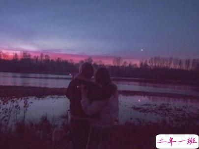 出去玩晒朋友圈的句子配图 抖音最火旅游说说短句4