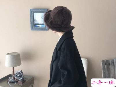 最新爱情伤感的话配图 错过一个人的伤感句子1