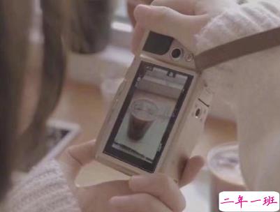 越想越难过伤感的说说配图 被伤得很深的爱情说说13