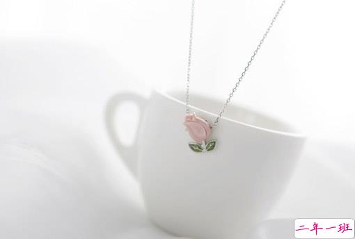 朋友圈用歌词表达心情的伤感说说 歌曲表达伤感心情说说配图1