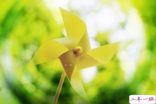 女生伤感说说带图片心情低落 越想越心痛的难过说说大全11