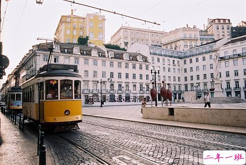 让人听了心酸泪目的一些话带图片 看完瞬间眼红忍不住想哭2