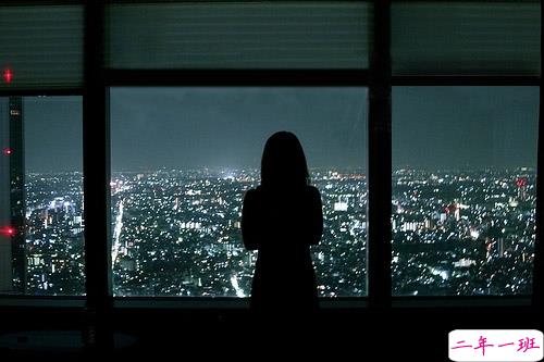 女生伤感说说真情流露带图片 短一点的女生说说心碎难过5