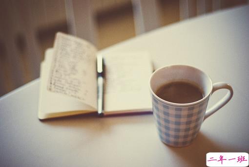 女生伤感说说真情流露带图片 短一点的女生说说心碎难过13