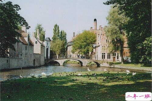 关于敏感人的说说带图片 敏感的人会怎么自我折磨10