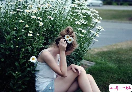 回忆总想哭的伤感说说带图片 学着忘记你释怀一切的伤感说说3